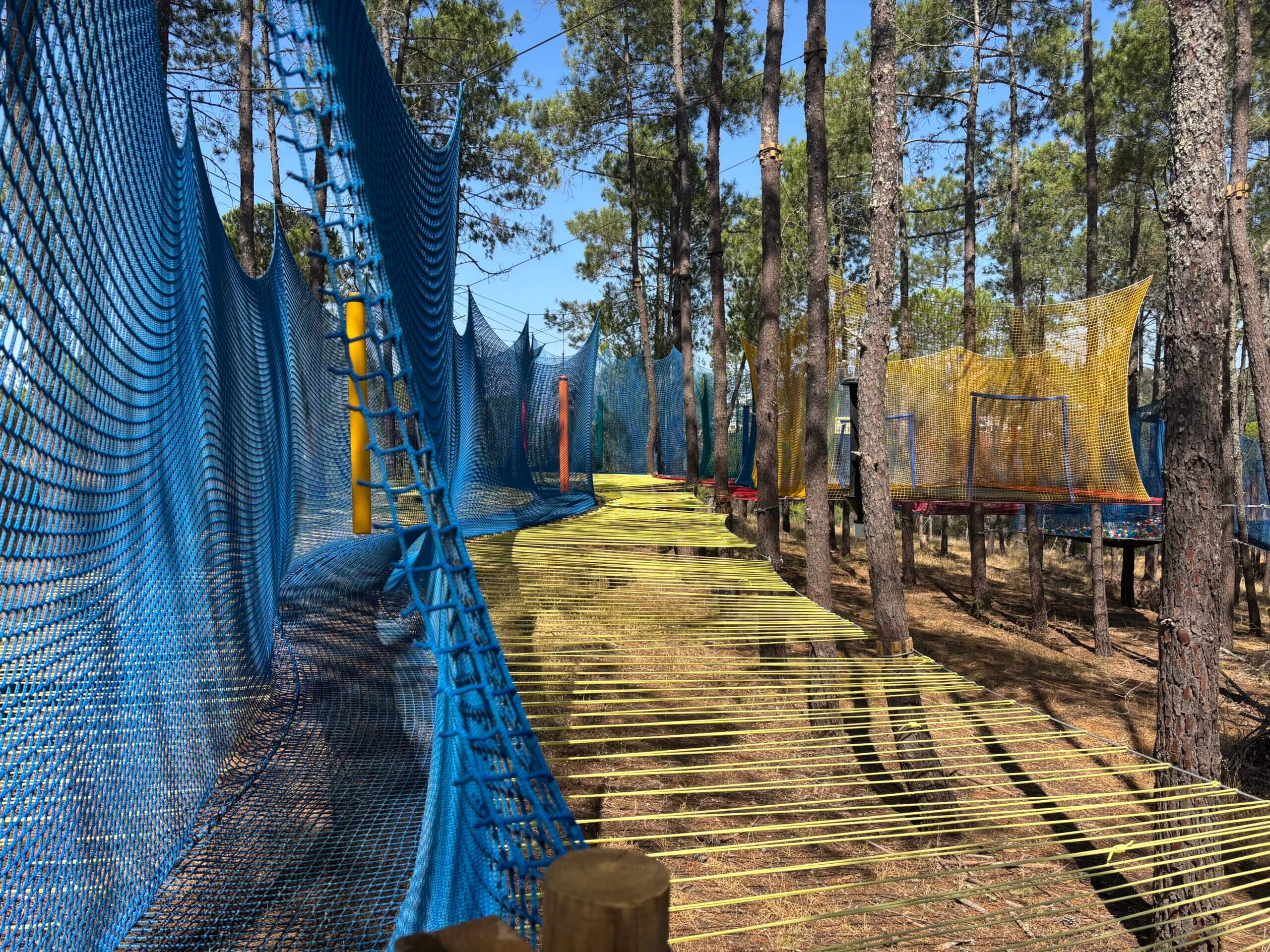 instalação de percursos de redes trampolim em Lagos Algarve
