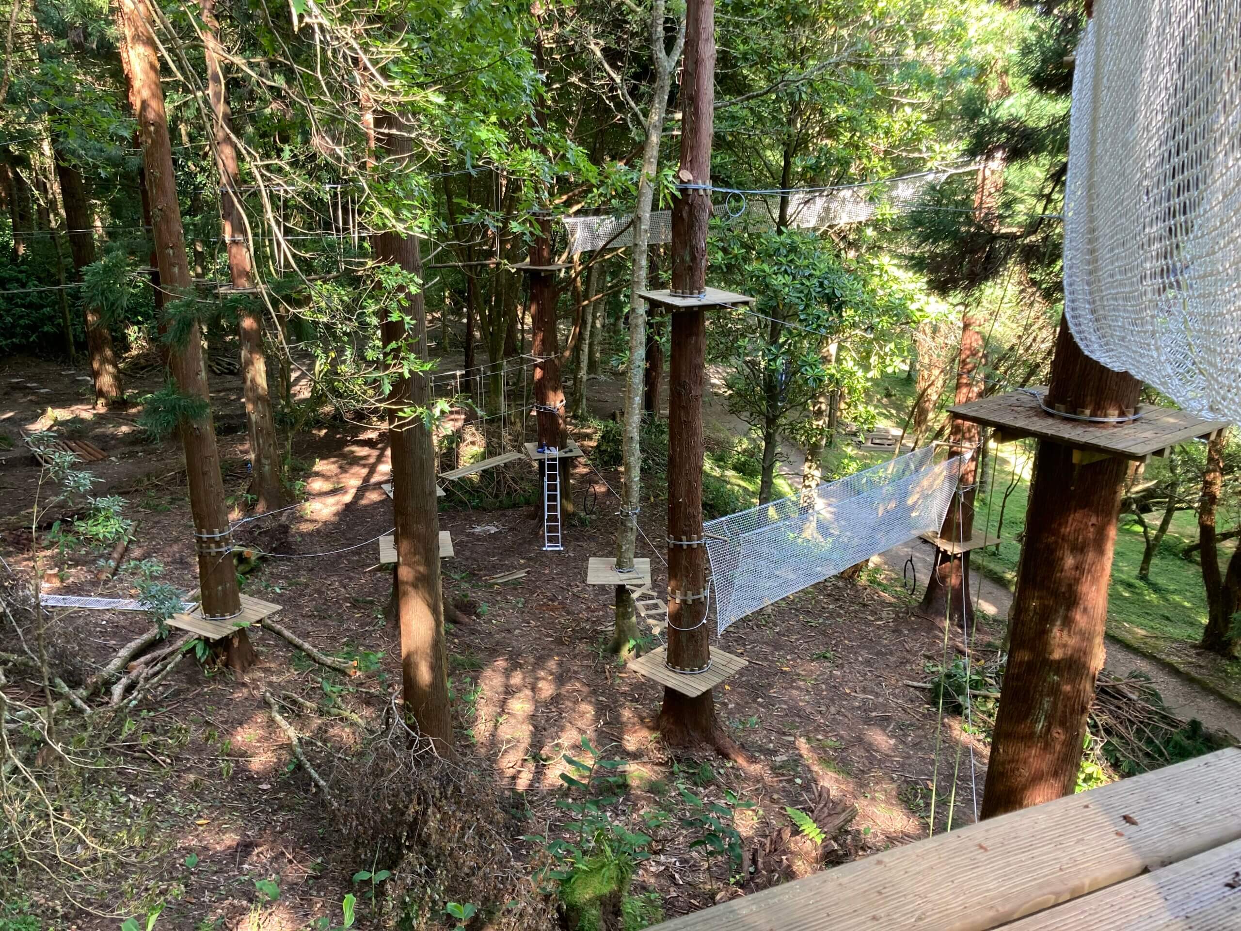 etapas da instalação do parque aventura de sao miguel, Açores